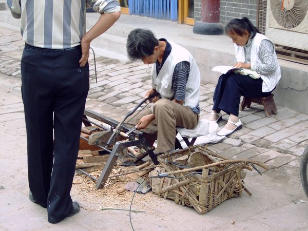 taiyuan 731w- Qiao's family courtyard - workshop-woodworker